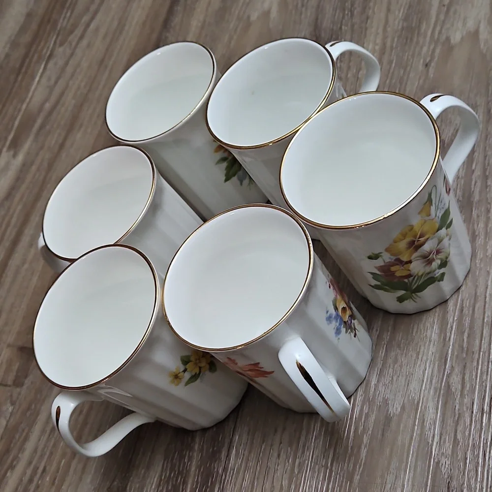 Vintage Staffordshire Queensway Fine Bone China Ribbed Gold Trim Floral Cup Mugs
